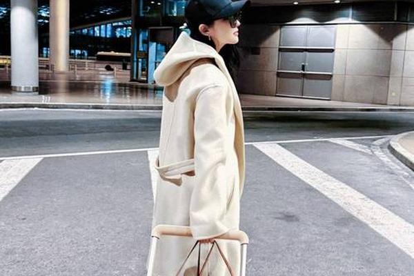 明星冬季外套短 冬季必备的三款外套