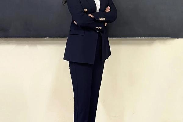 女生面试着装要求有哪些-面试的着装要求女生